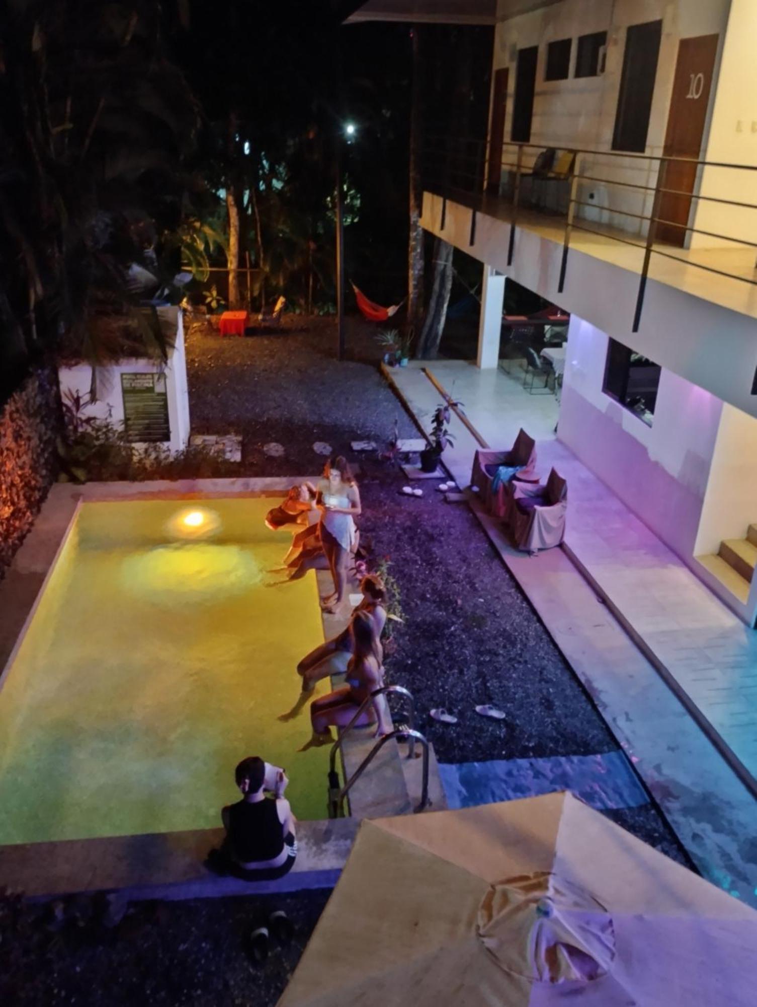 יקו Casajungla Hostel מראה חיצוני תמונה